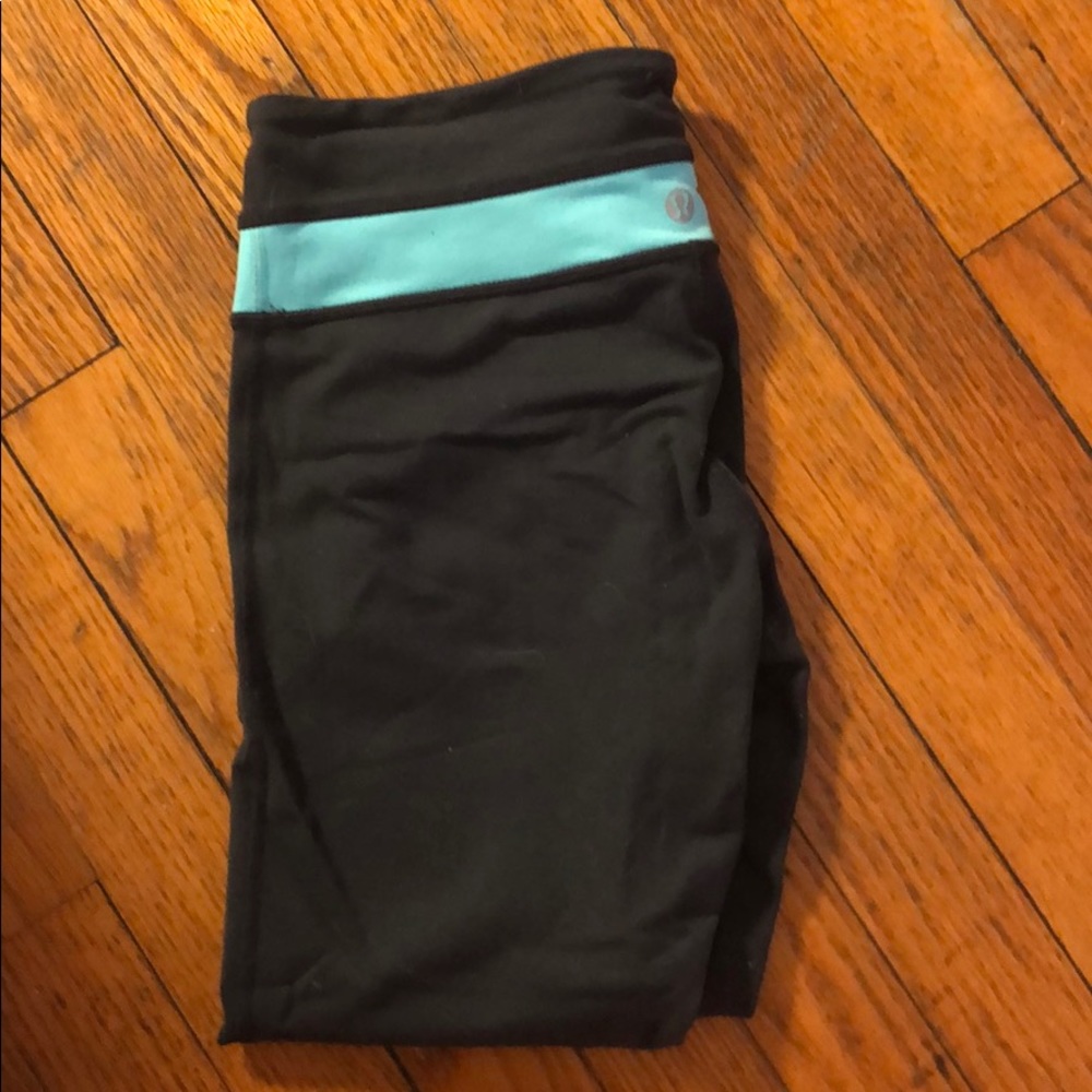 lululemon capris - Picture 2 of 5